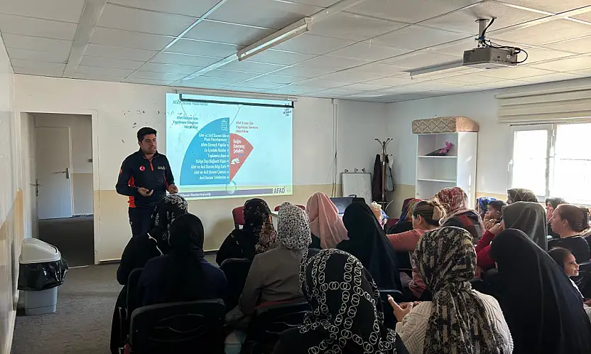 AFAD'dan Esentepe ADEM'de afet ve yangın eğitimi