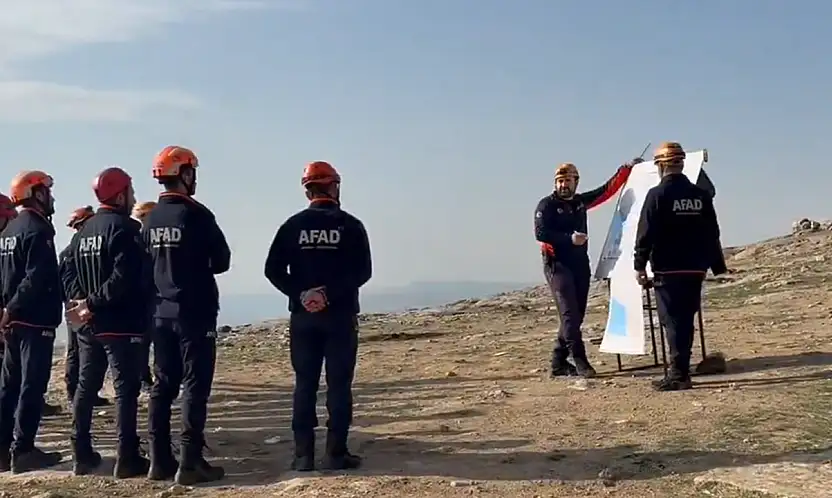 AFAD Van'dan yeni personellere kapsamlı arama-kurtarma eğitimi