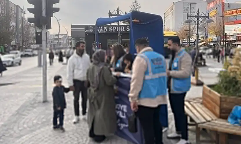 AK Parti Gençlik Kolları Van İl Başkanlığı'ndan üye çalışması