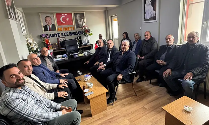 AK Parti'li İlçe Başkanları Muradiye'de bir araya geldi
