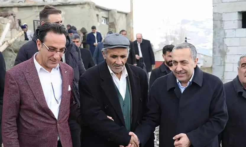 AK Parti Saray İlçe Teşkilatı hizmetlerini hız kesmeden sürdürüyor