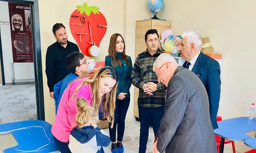 AK Parti Van İl Başkanlığı'ndan Özel Eğitim Okullarına ziyaret