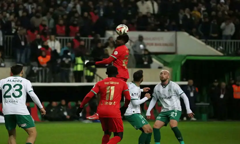 Amedspor ilk devreyi zirvede kapattı