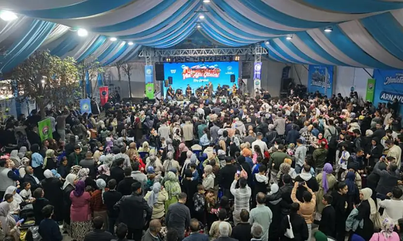 Arnavutköy'de 'Van-Ağrı Memleket Günleri' coşkusu