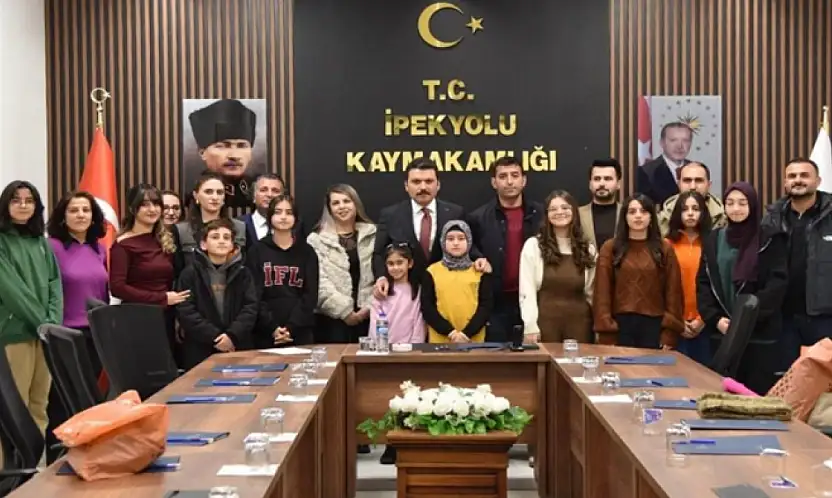 Başarılı öğrencilere ödül