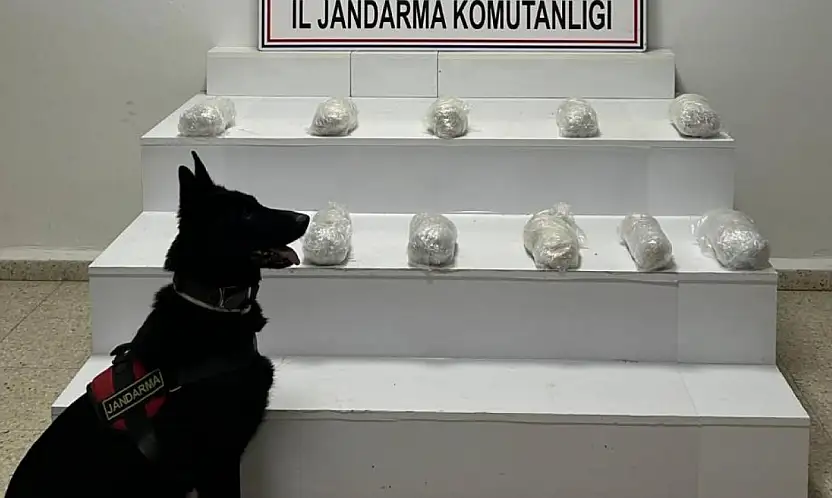 Başkale'de kilolarca metamfetamin ele geçirildi