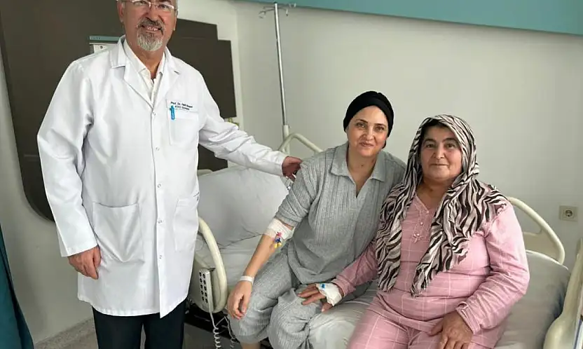 Batıdan doğuya şifa yolculuğu: Şah damarı tümörü Van'da tedavi edildi
