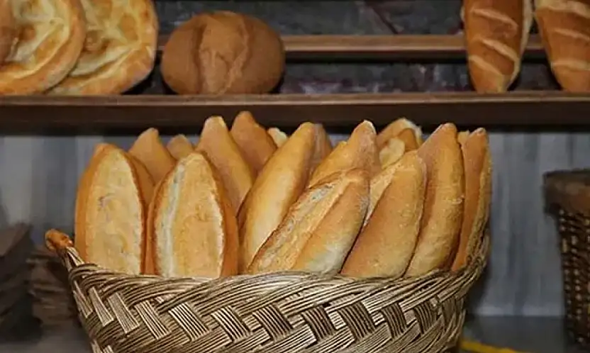 Bazı fırınlar zam kararını beklemeden fiyat artışına gitti