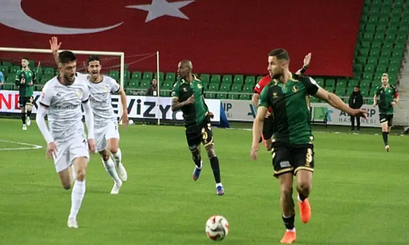 Bodrumspor, Sakarya'dan galibiyetle döndü