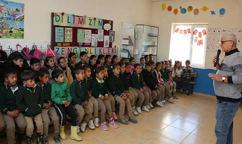 Büyükşehir Belediyesi Hacivat-Karagöz oyununu kırsala taşıdı