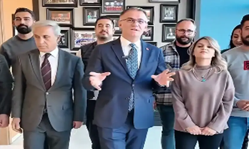 Büyükşehir'in konservatuvarı sanata katkı sunuyor