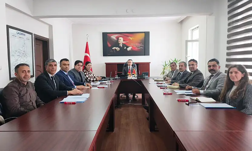 Çaldıran'da spor, kültür ve sanat çalışmaları masaya yatırıldı