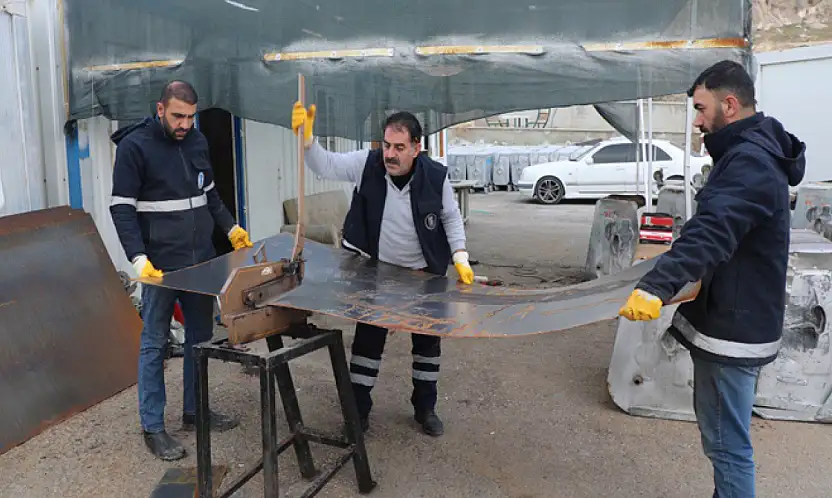 Çöp konteynerleri öz kaynaklarla yenileniyor