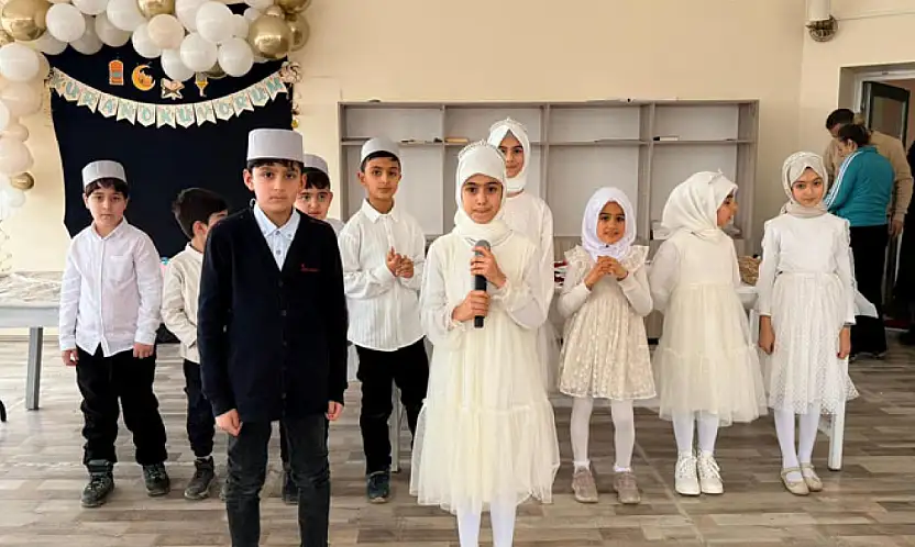 Elifba'dan Kur'an-ı Kerim'e anlamlı geçiş: Miniklerden ilk tilavet heyecanı