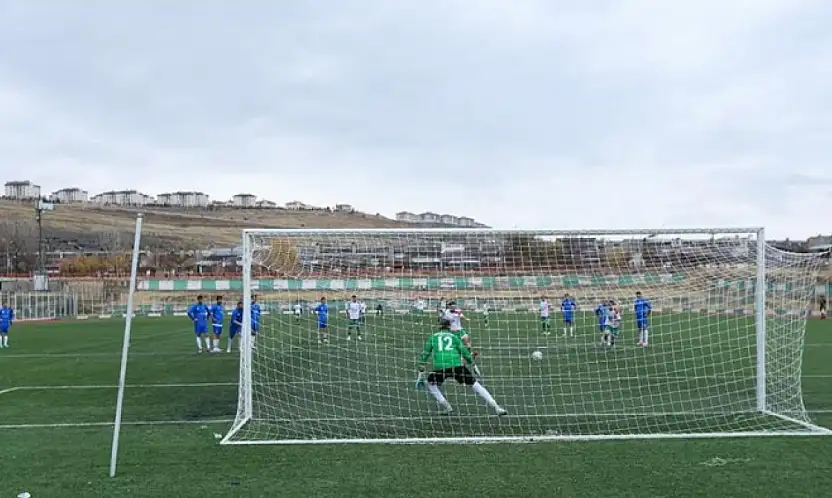 Erciş Örenespor: 6 - Çaldıranspor: 1