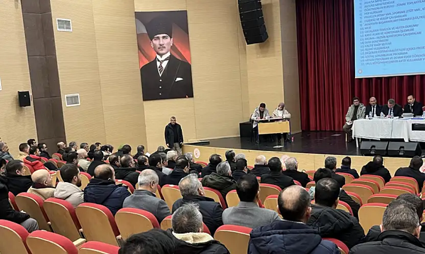 Erciş'te 2. Dönem Öncesi Okul Müdürleri toplantısı gerçekleştirildi