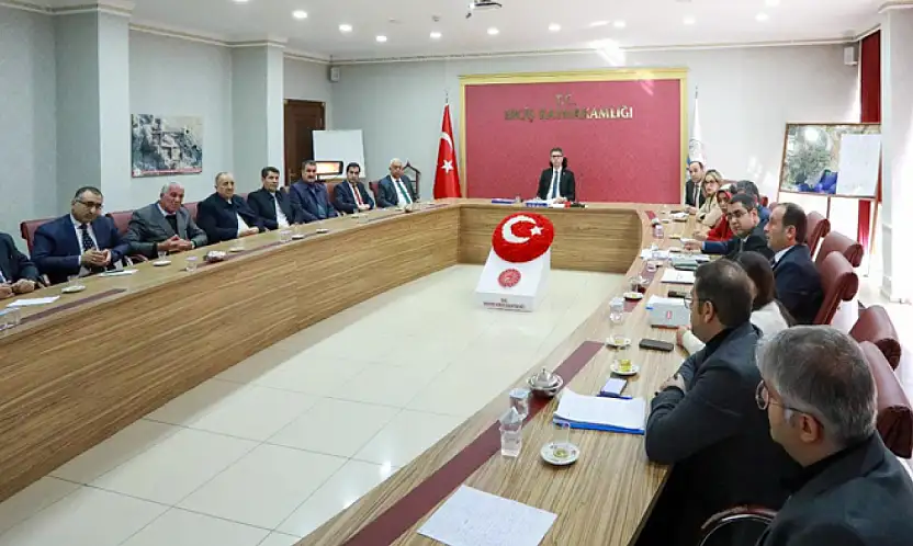 Erciş'te 2025 sosyal hizmetler değerlendirildi, 2026 yol haritası belirlendi