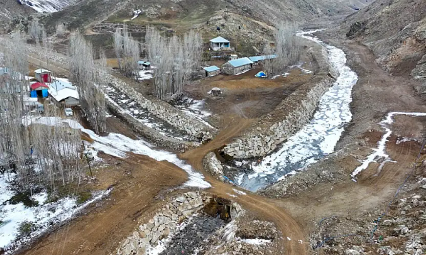 Erciş'te dere ıslahı çalışmaları tamamlandı