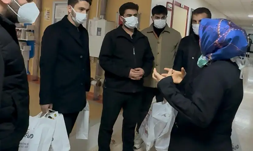 Genç MÜSİAD Van'dan kanser hastası çocuklara anlamlı destek