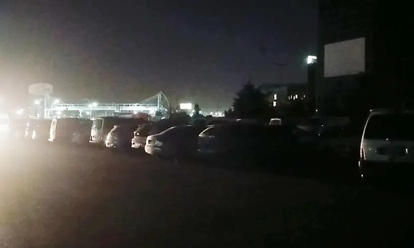 Hastane otoparkı karanlığa büründü