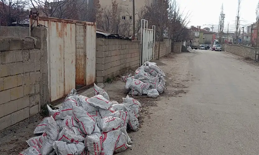 İpekyolu Sosyal Yardımlaşma ve Dayanışma Vakfı dar gelirli ailelere umut oluyor