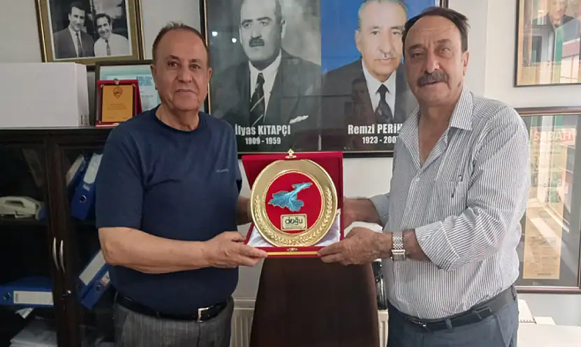 Kandaşoğlu'ndan, Vansesi Gazetesi'ne 88. yıl ziyareti