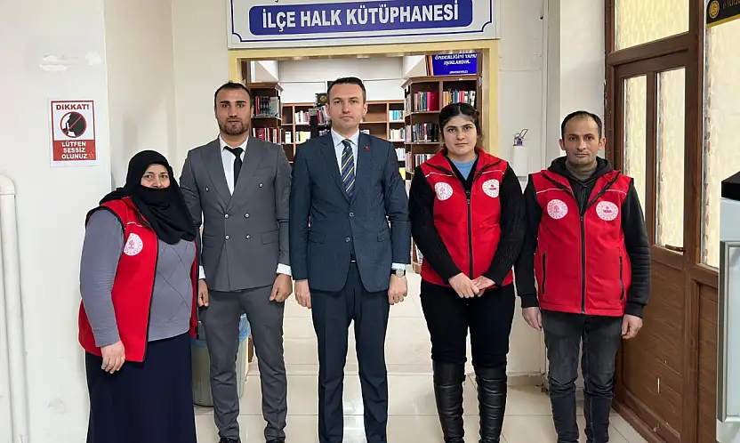 Kaymakam Bakan'dan ilçe halk kütüphanesi'ne inceleme