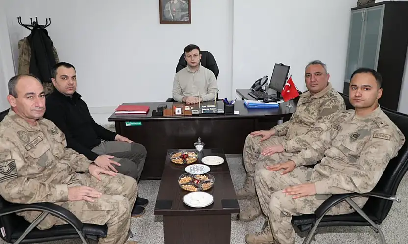 Kaymakam Erdoğan'dan karakol ziyaretleri