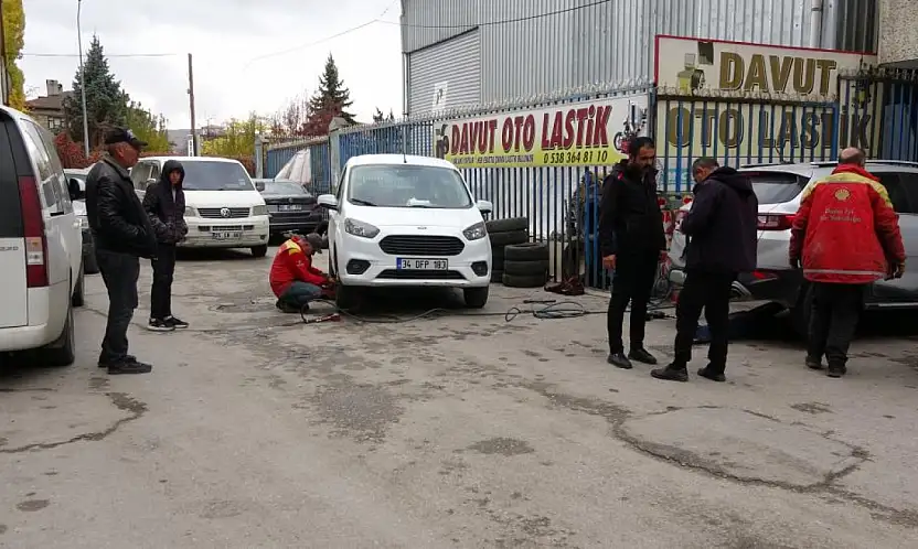Kış lastiği uygulaması başladı: Lastikçilerde yoğunluk arttı