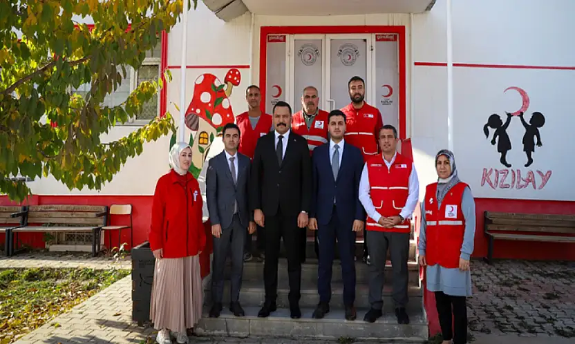 Kızılay Muradiye Şubesi'ne anlamlı ziyaret