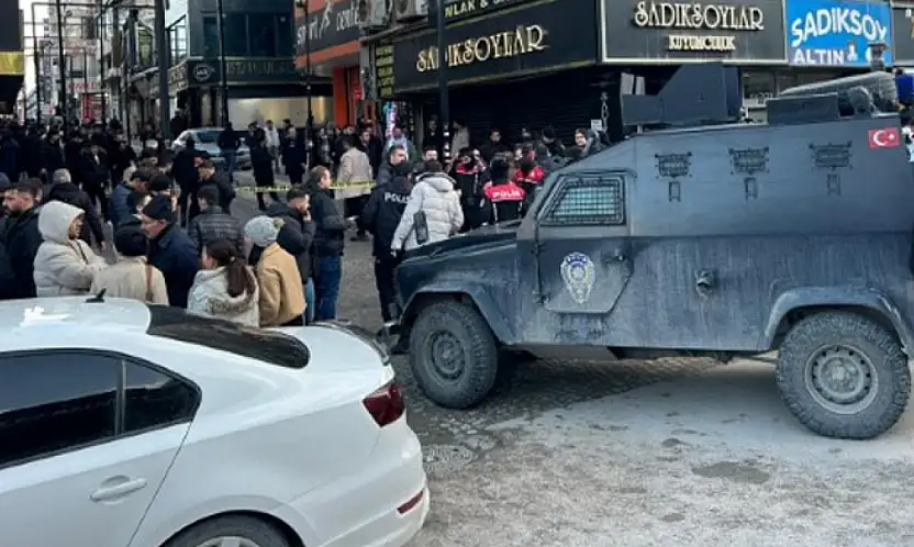 Kuyumcunun altın ve paralarla kayıplara karıştı iddiası