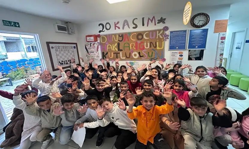 Muradiye'de Dünya Çocuk Hakları Günü Kutlandı