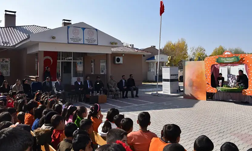 Öğrenciler kültür-sanatla tanıştırılıyor