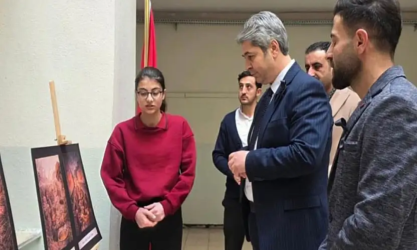 Özalp'ta deprem şehitleri dualarla anıldı