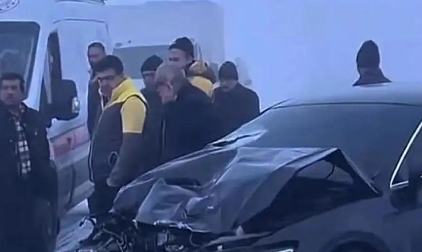 Patnos-Erciş karayolunda feci kaza