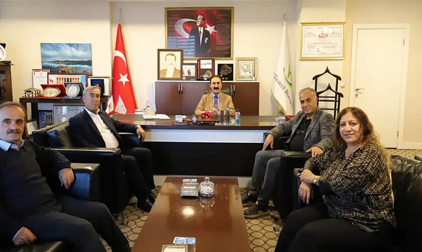 Prof. Dr. Yaşar'dan Van Ticaret Borsası'na ziyaret