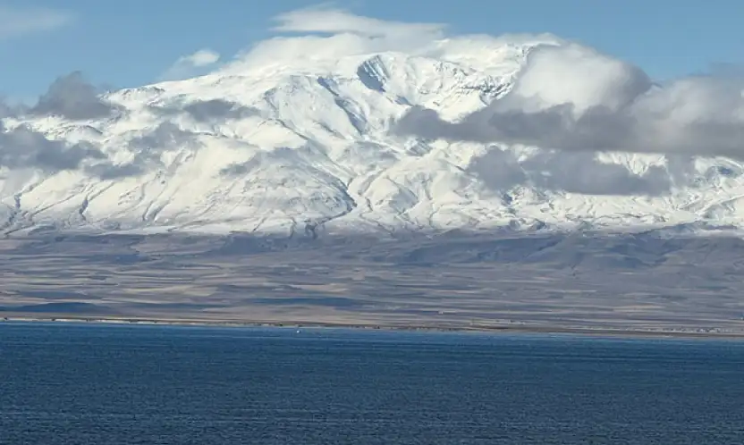 Süphan Dağı, beyaza büründü