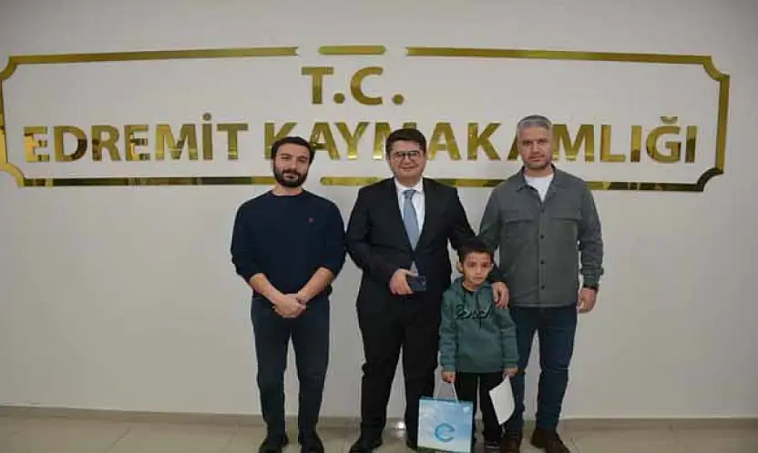 Süphan İlkokulu öğrencisi 'Kitap Van' projesinde ilçe birincisi oldu