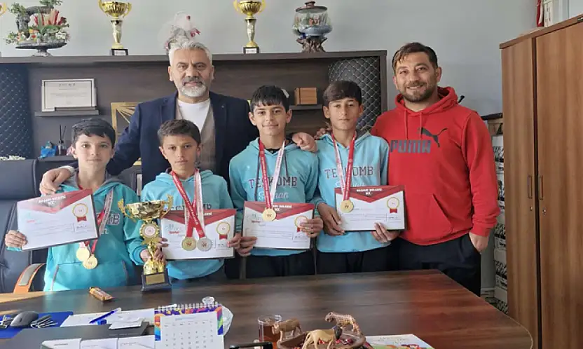 Süphan Ortaokulu öğrencilerinden önemli başarı