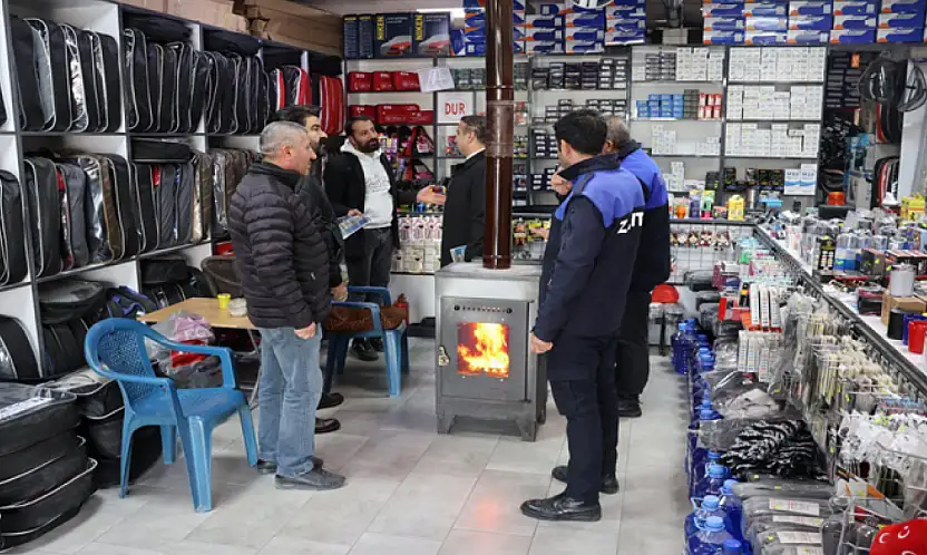 Tuşba Belediyesi'nden sanayi sitesinde bilgilendirme çalışması