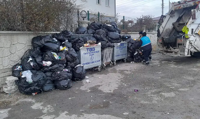 Tuşba'da Mahallelerde kapsamlı temizlik çalışması