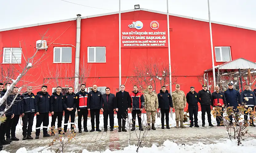 Vali Balcı'dan itfaiye personeline yeni yıl ziyareti