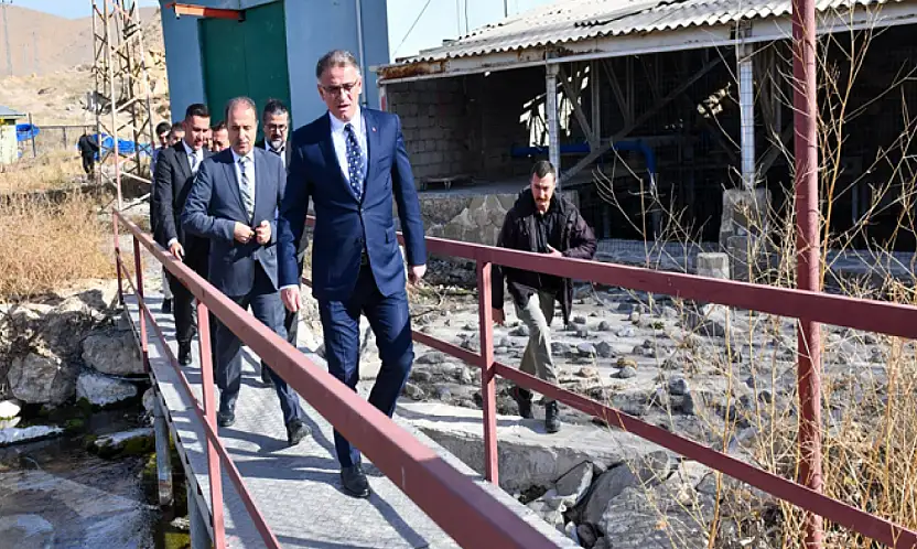 Vali Balcı, Gürpınar'da incelemelerde bulundu