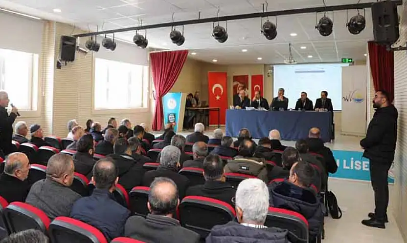 Van Büyükşehir Belediyesi muhtarlarla buluştu