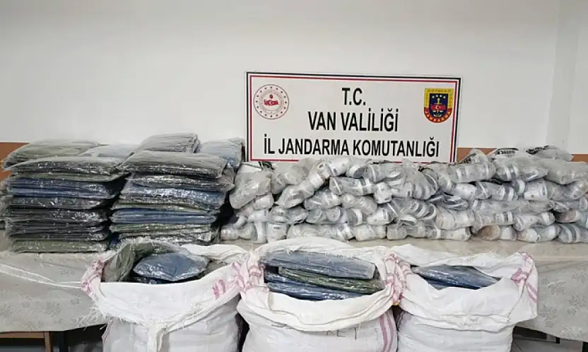 Van'da 4,1 milyon TL değerinde kaçak eşya ele geçirildi