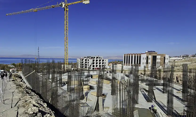 Van'da 50 ünitlik ağız ve diş sağlığı hastanesi yükseliyor