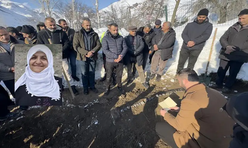Van'da çığ felaketinde hayatını kaybeden kadın son yolculuğuna uğurlandı