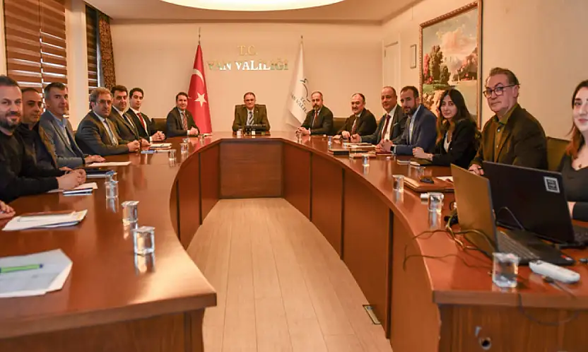 Van'da eğitim yatırımları masaya yatırıldı