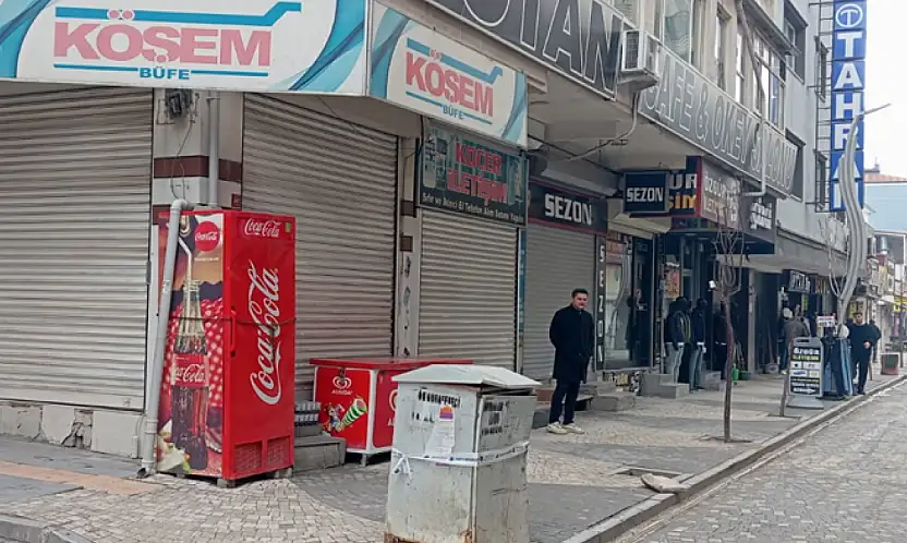 Van'da elektrik kesintileri esnafı mağdur etti