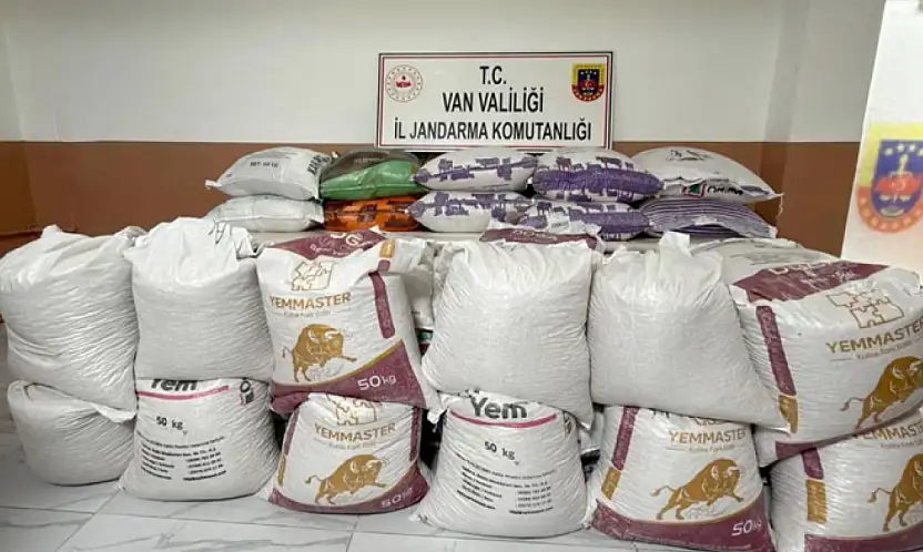 Van'da kaçak gıda malzemesi ele geçirildi